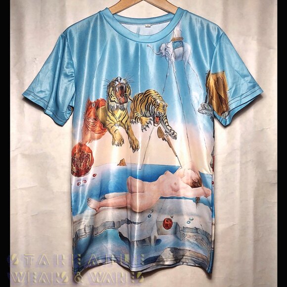 DALI DREAM CAUSED BEE T-SHIRT Men's Small Women's Large polyester all-over-print - Picture 1 of 16
